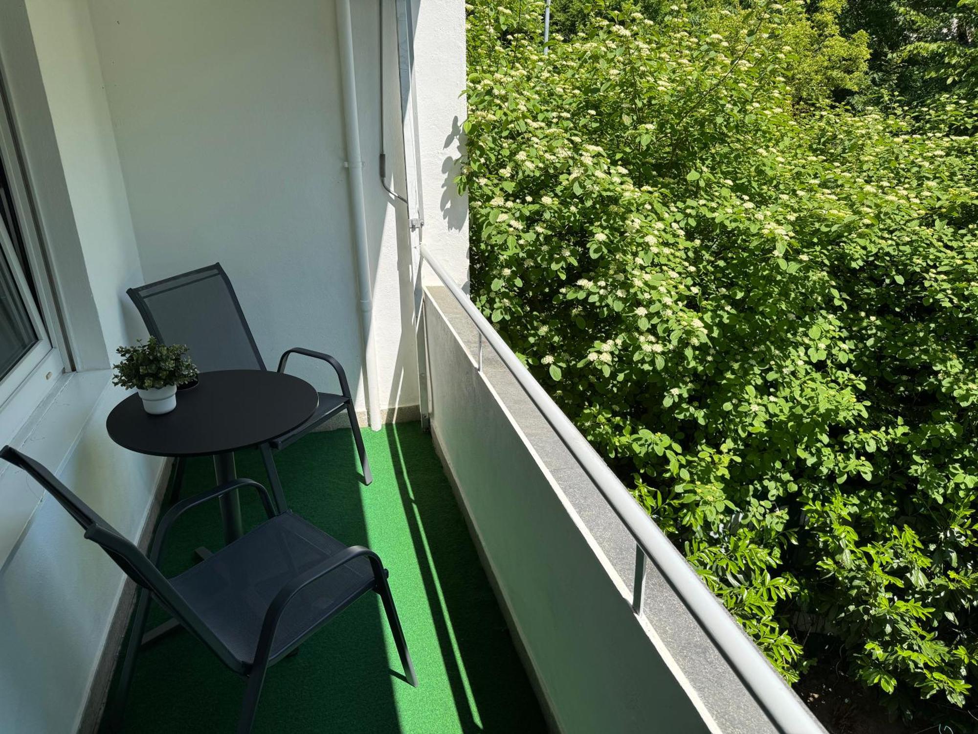Family Apartment Karlsruhe Exterior photo
